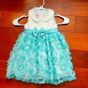 Beautiful girl's dress, 24 M, Ashley Ann